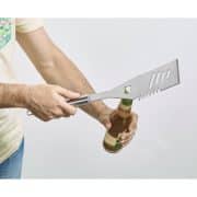 MACE. Kit churrasco em estojo de alumínio com luva de cozinha em poliéster e 6 utensílios em aço inox - Imagem 4