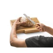 PASSARD. Tábua para pão em bambu com faca em aço inox - Imagem 6